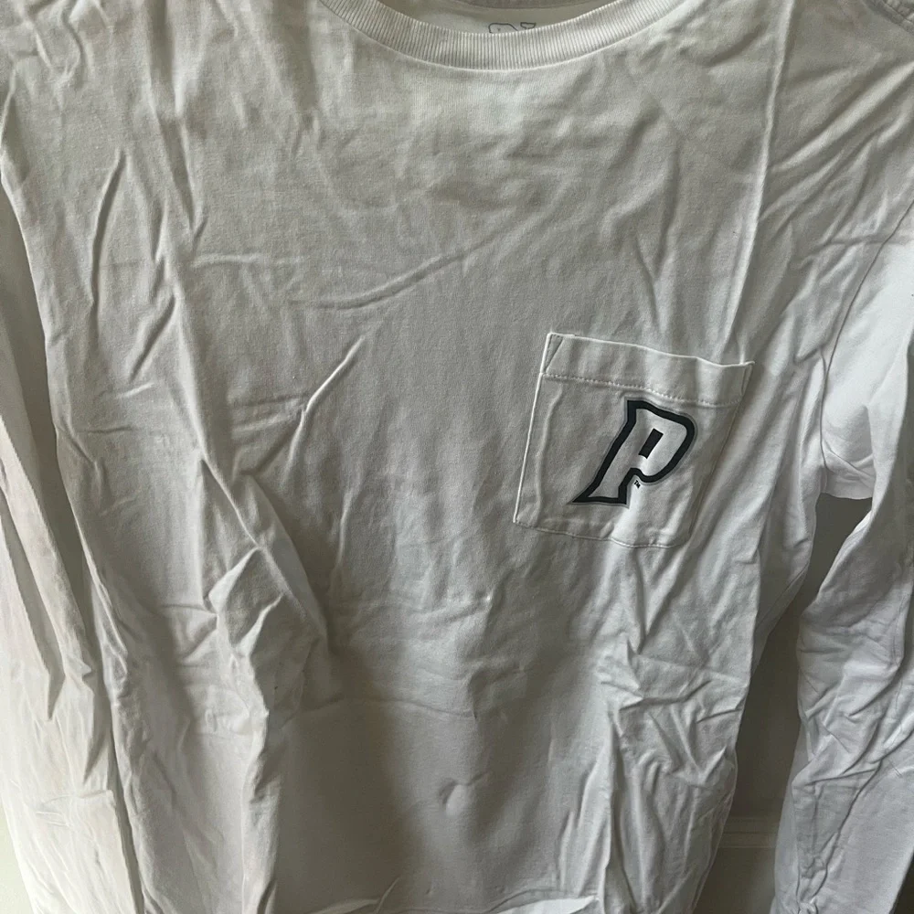 Vineyard Vines White and Pink Whale Long Sleeve Shirt Providence - Picture 2 of 2